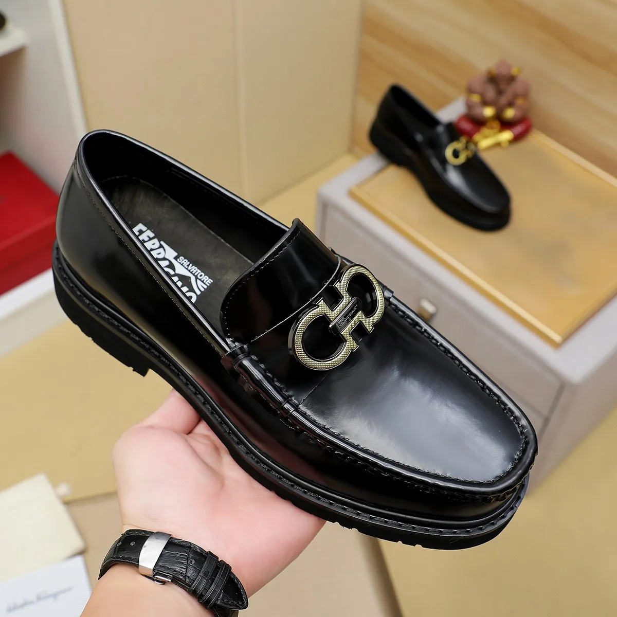 Men's shoes 💰500 Ferragamo [Ferragamo] top imported suit men's shoes 💯Original copy of the official website, product materials: selected imported embossed calfskin + luxury hardware buckle accessories ~ imported water-dyed cow 🐂 leather lining. Strong three-dimensional visual effect, original combination outsole, multiple colors available😘 Size: 38-44 (.45.46.4. Customized)